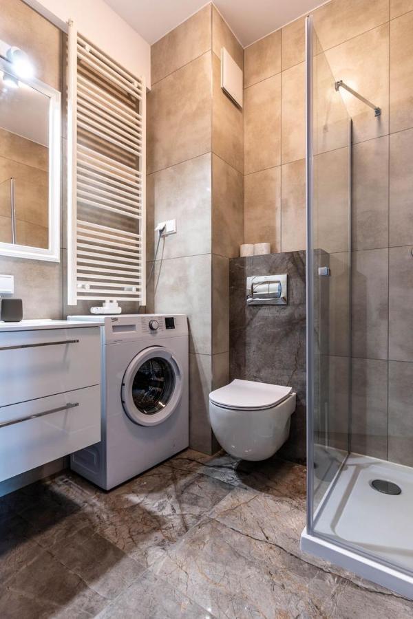 Golden Apartments Warsaw - Bright And Modern Apartments -Premium Building In Top Location- Solidarnosci Екстериор снимка