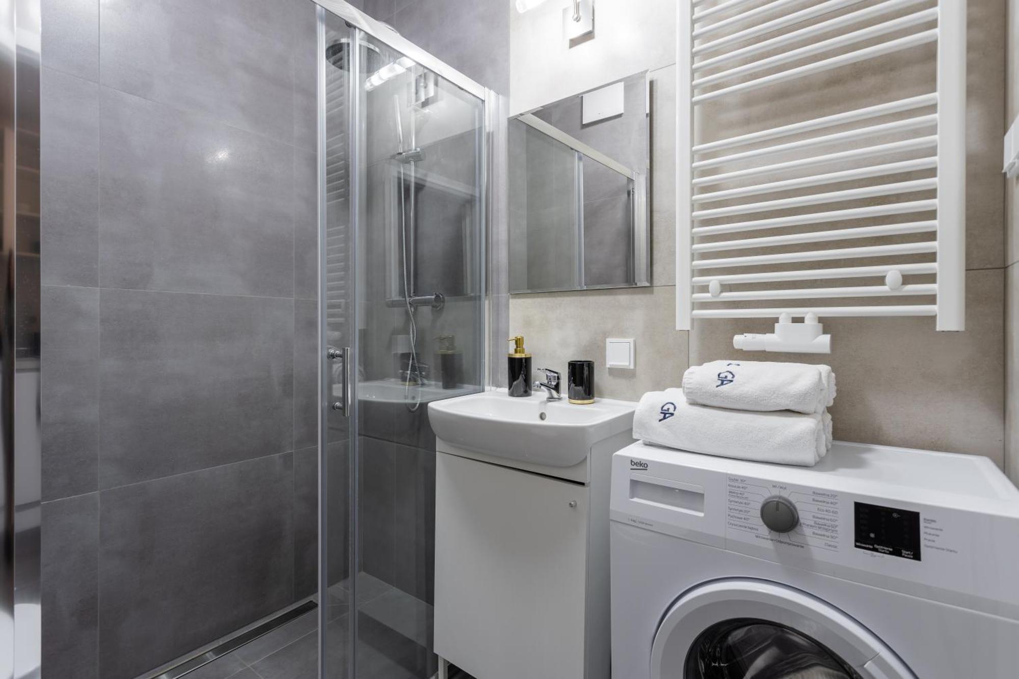 Golden Apartments Warsaw - Bright And Modern Apartments -Premium Building In Top Location- Solidarnosci Екстериор снимка