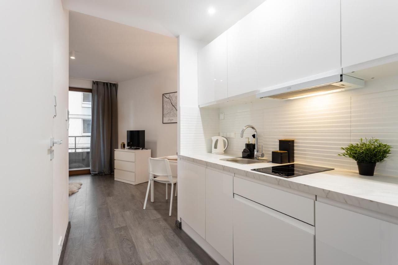 Golden Apartments Warsaw - Bright And Modern Apartments -Premium Building In Top Location- Solidarnosci Екстериор снимка